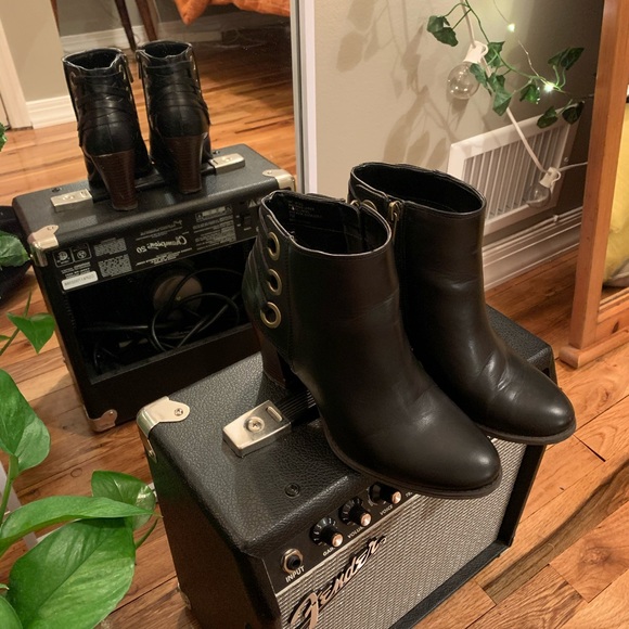 Booties - Picture 3 of 7